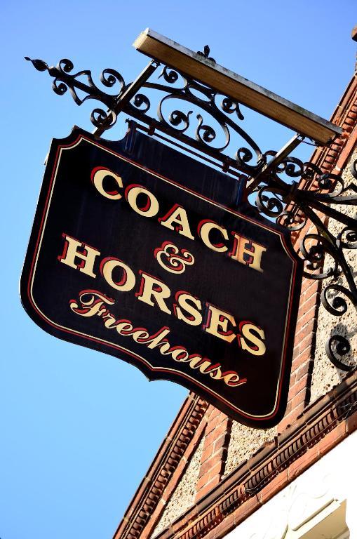 Coach & Horses Dersingham Exterior photo